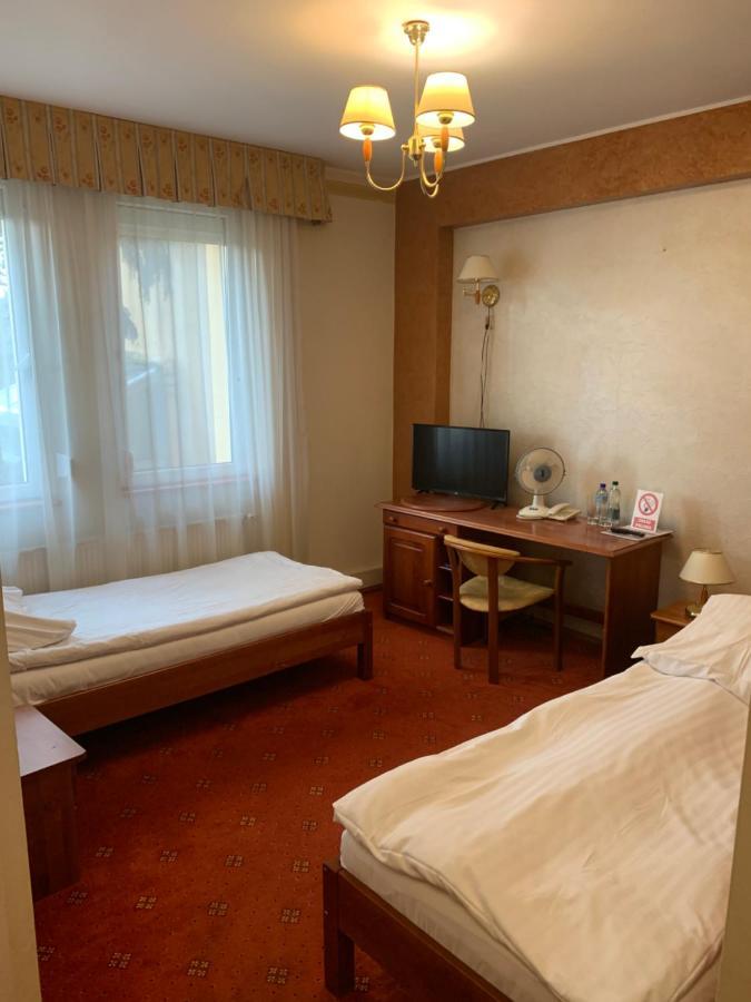 Hotel Diament I Brylant Rawicz Exteriér fotografie
