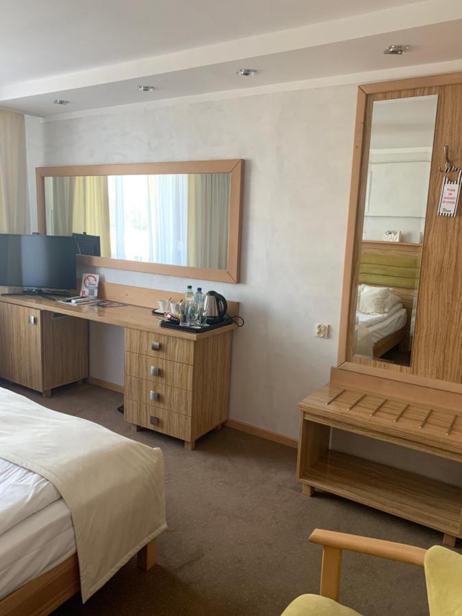 Hotel Diament I Brylant Rawicz Exteriér fotografie