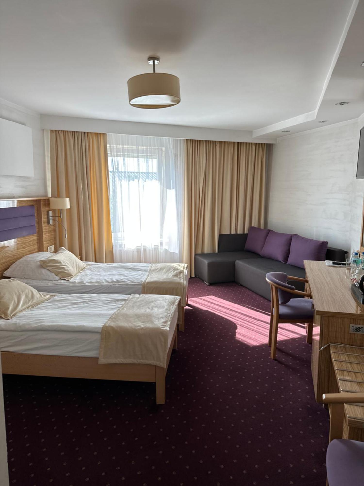 Hotel Diament I Brylant Rawicz Exteriér fotografie