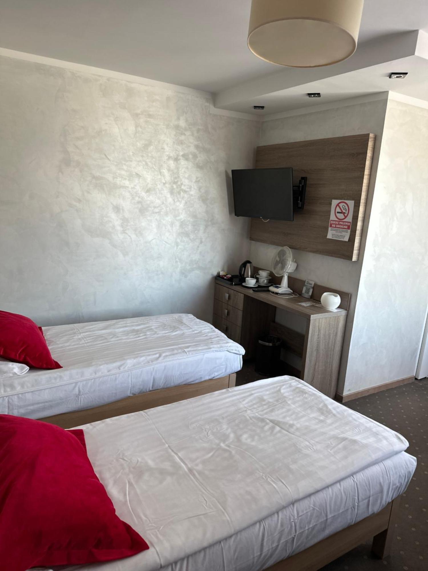 Hotel Diament I Brylant Rawicz Exteriér fotografie