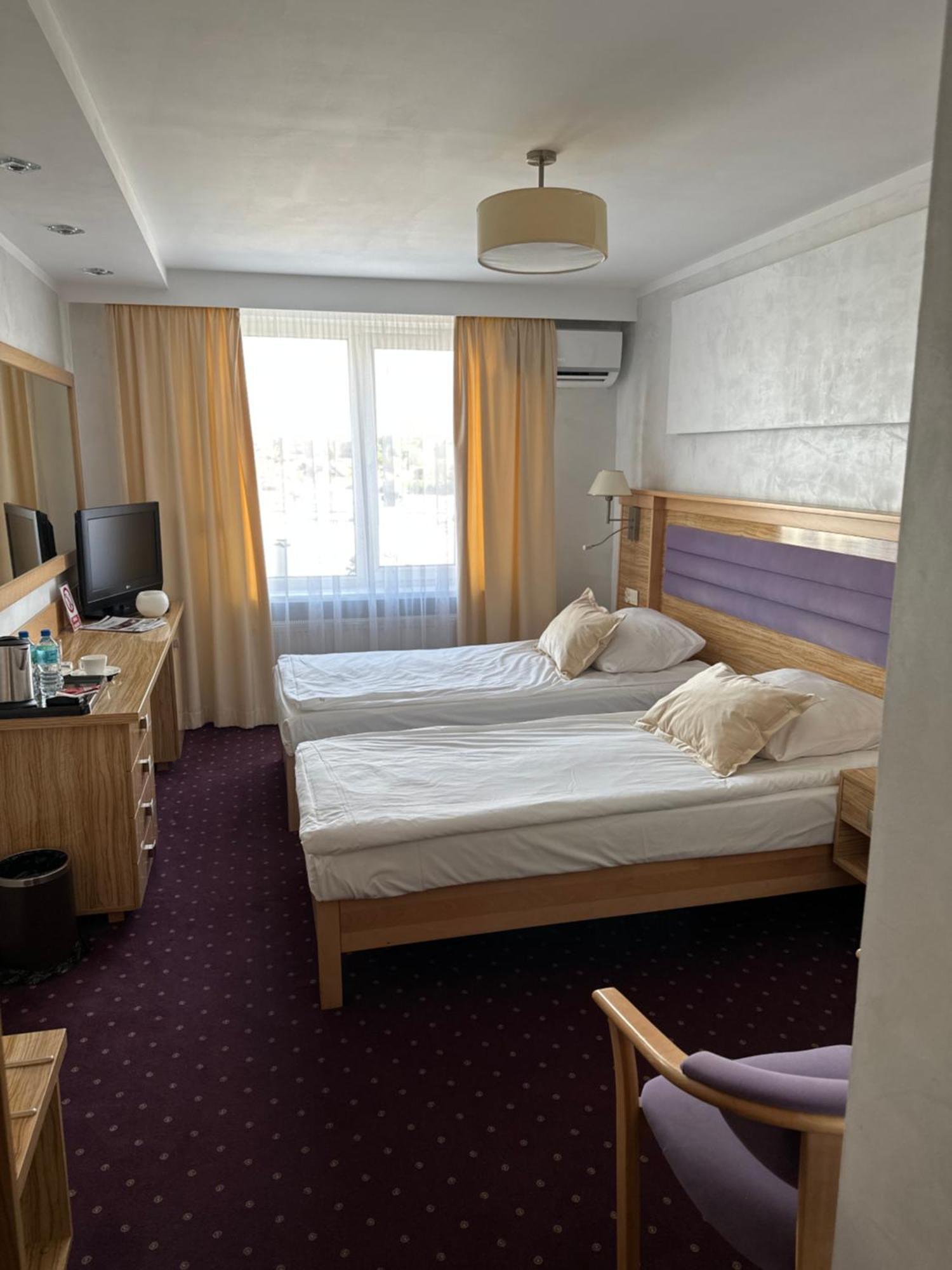 Hotel Diament I Brylant Rawicz Exteriér fotografie