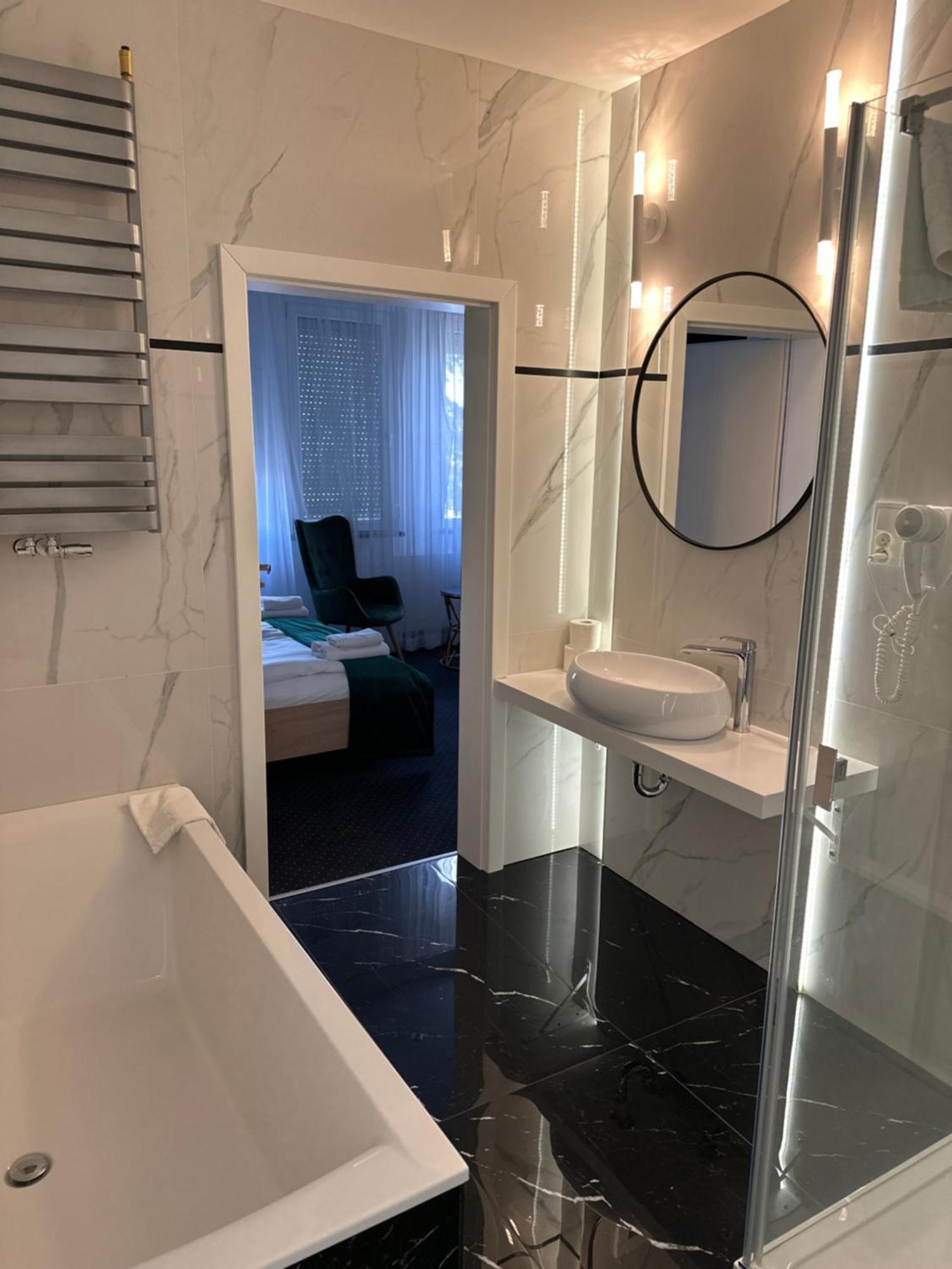Hotel Diament I Brylant Rawicz Exteriér fotografie